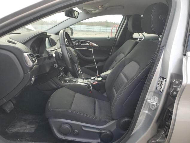 INFINITI QX30 BASE 2017