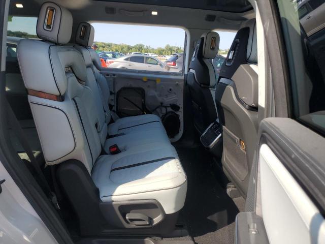 RIVIAN R1S ADVENTURE 2024