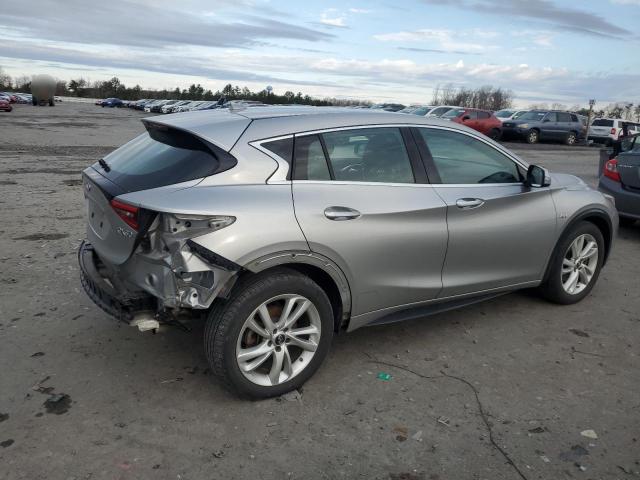 INFINITI QX30 BASE 2017