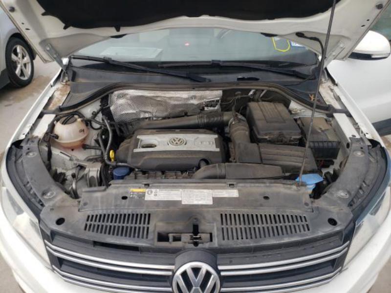 VOLKSWAGEN TIGUAN S 2016