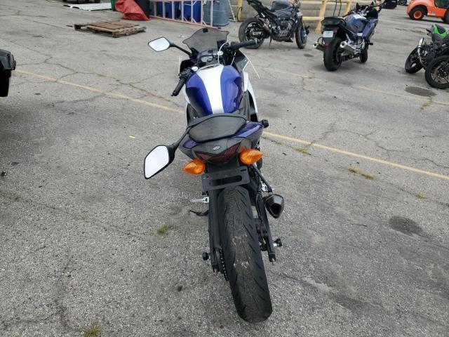 YAMAHA YZFR3 2015
