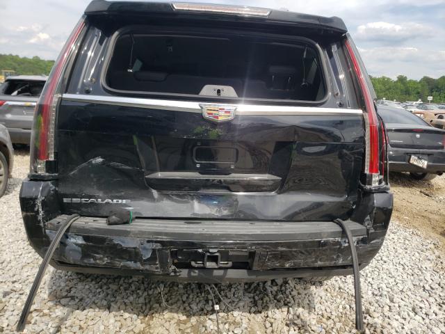 CADILLAC ESCALADE 2017