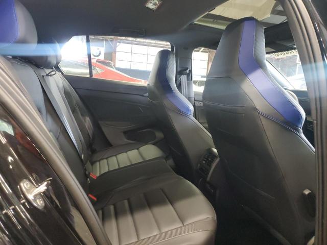 VOLKSWAGEN GOLF R 2024