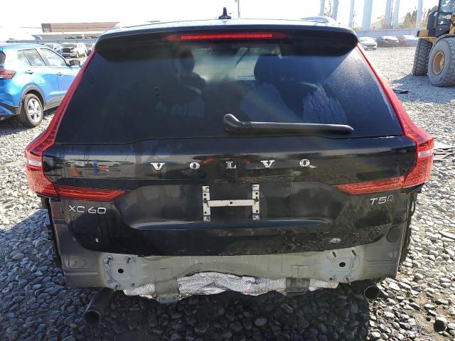 VOLVO XC60 T5 MOMENTUM 2018