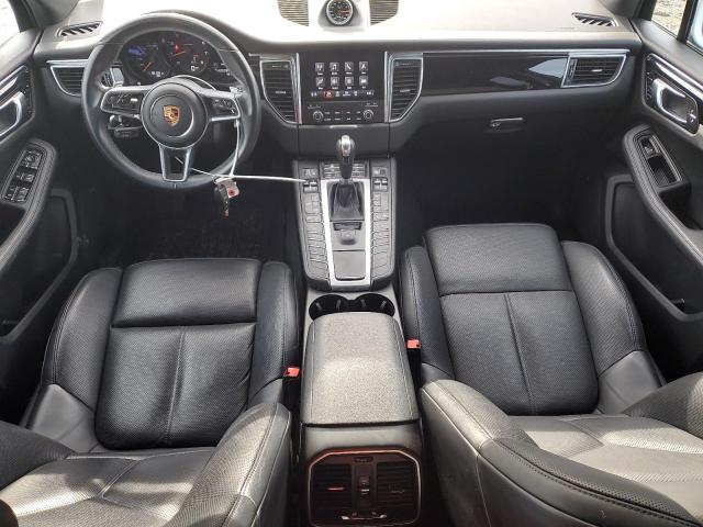 PORSCHE MACAN 2018