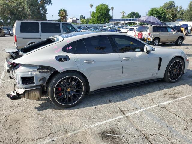 PORSCHE PANAMERA GTS 2020
