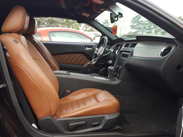 FORD MUSTANG 2012