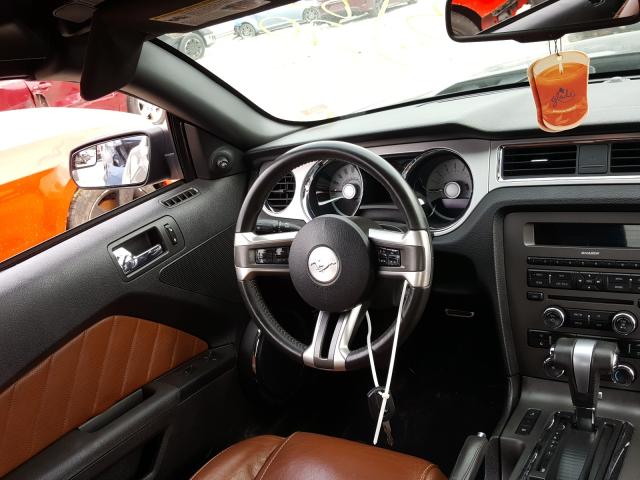 FORD MUSTANG 2012