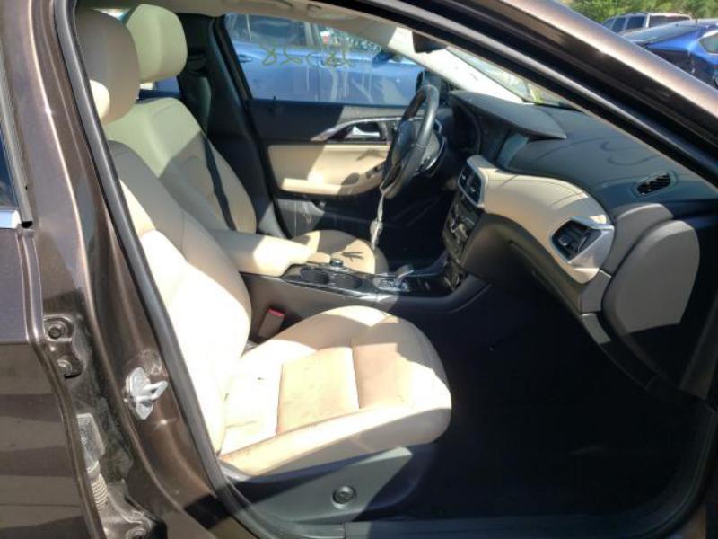 2018 INFINITI QX30 BASE