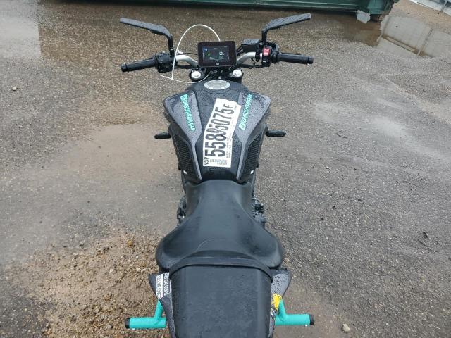 YAMAHA MT07 2024