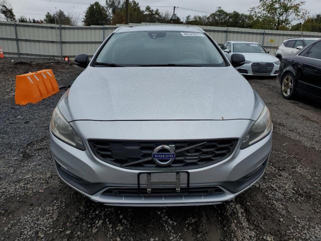 VOLVO V60 CROSS COUNTRY PREMIER 2015