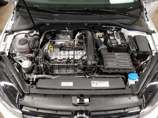VOLKSWAGEN GOLF 2020