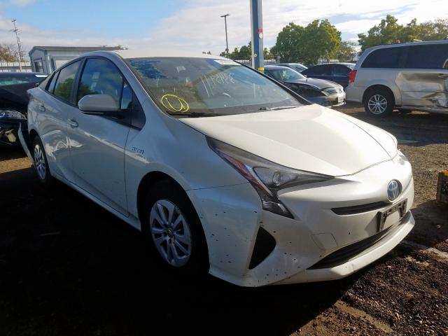 TOYOTA PRIUS 2017