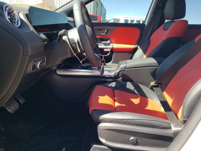 MERCEDES-BENZ GLA 250 2024