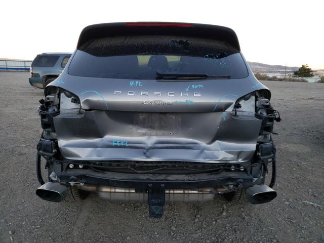 PORSCHE CAYENNE 2018