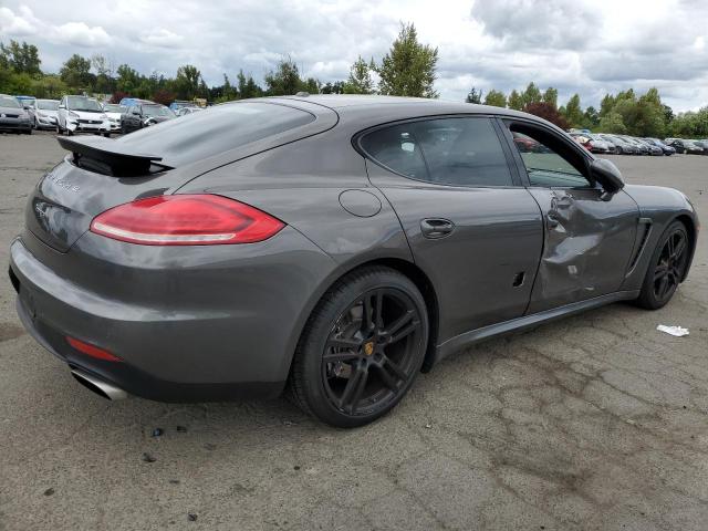 PORSCHE PANAMERA 2 2016
