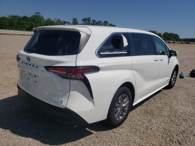 TOYOTA SIENNA LE 2021