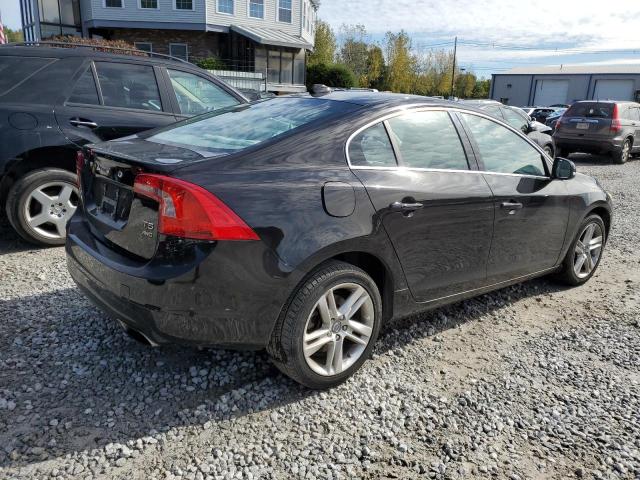VOLVO S60 PREMIER 2015