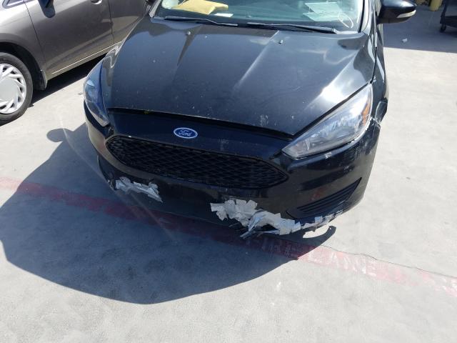 FORD FOCUS SE 2016