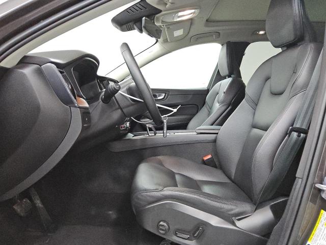VOLVO XC60 PLUS 2022