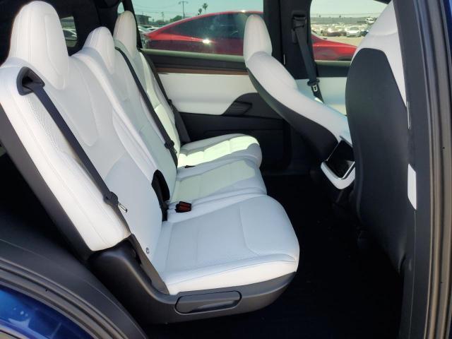 TESLA MODEL X 2024
