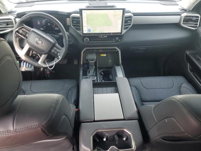 TOYOTA SEQUOIA SR5 2022