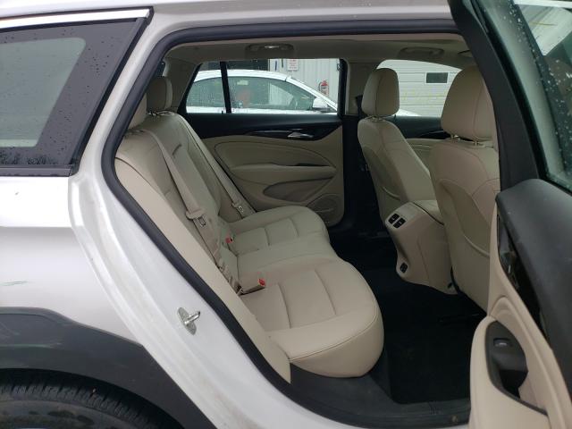 BUICK REGAL TOURX ESSENCE 2018
