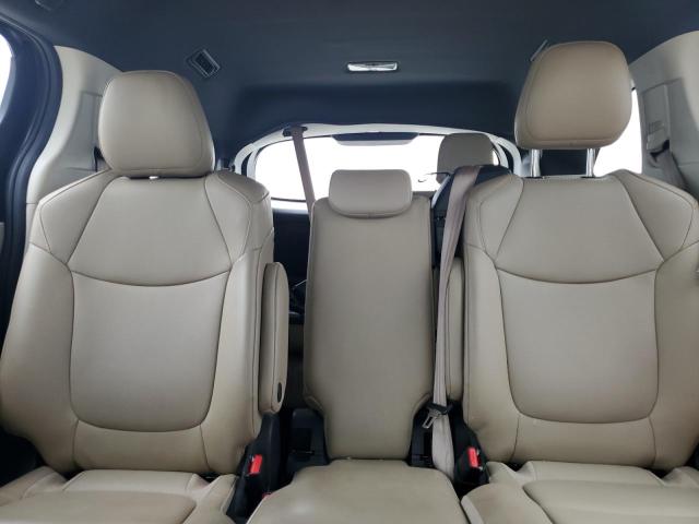 TOYOTA SIENNA XLE 2021