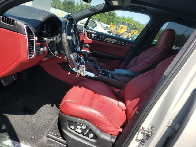 PORSCHE CAYENNE TURBO S E-HYBRID 2020