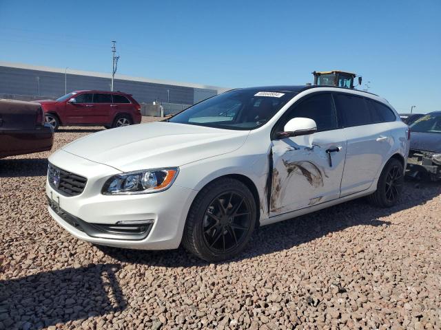 VOLVO V60 PREMIER 2015