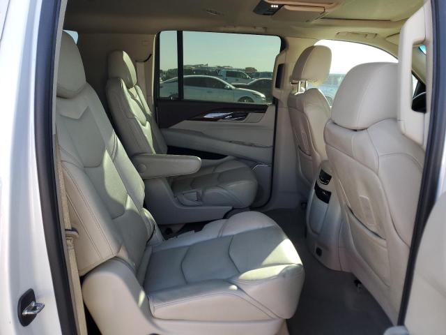 CADILLAC ESCALADE ESV LUXURY 2016