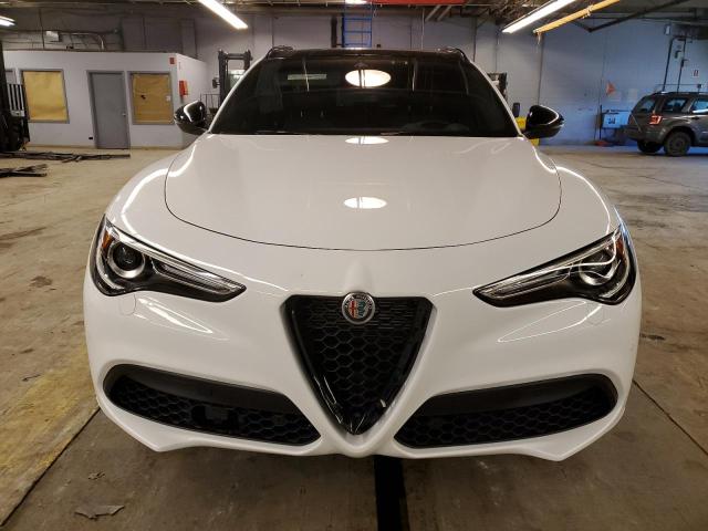 ALFA ROMEO STELVIO TI 2022