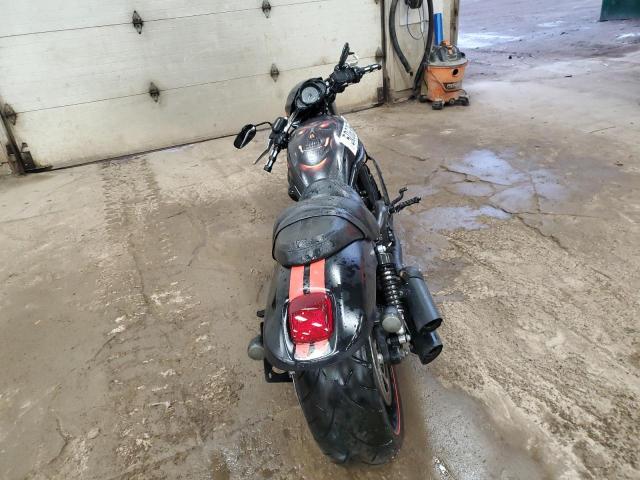 HARLEY-DAVIDSON VRSCDX 2011