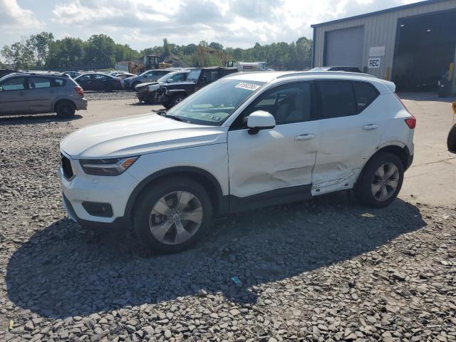 VOLVO XC40 T5 MOMENTUM 2021