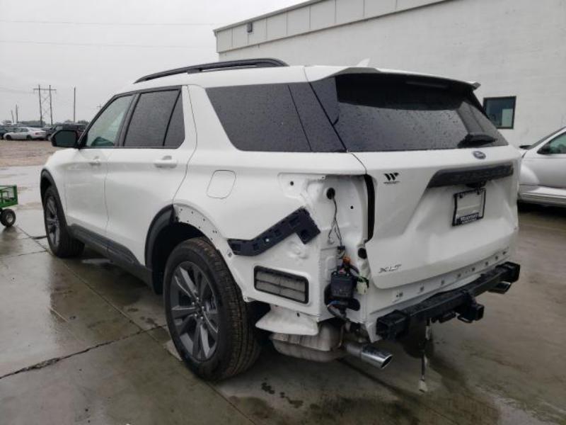 FORD EXPLORER XLT 2021