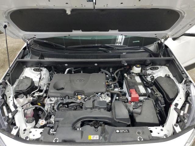 TOYOTA RAV4 XLE 2024