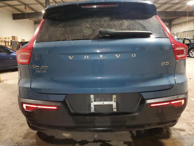 VOLVO XC40 PLUS 2023