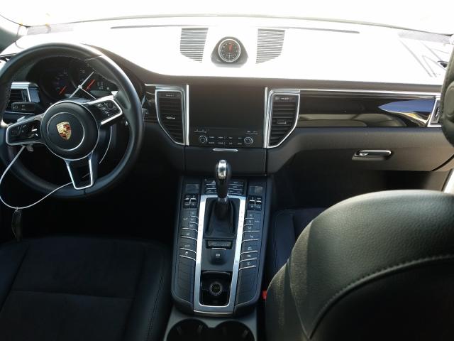 PORSCHE MACAN 2017