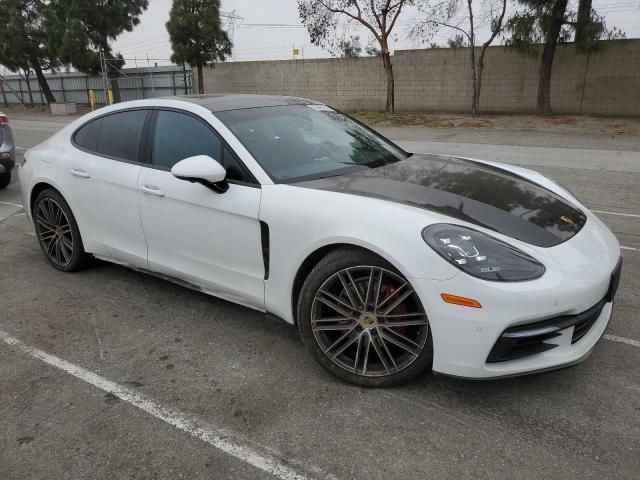 PORSCHE PANAMERA 4 2018