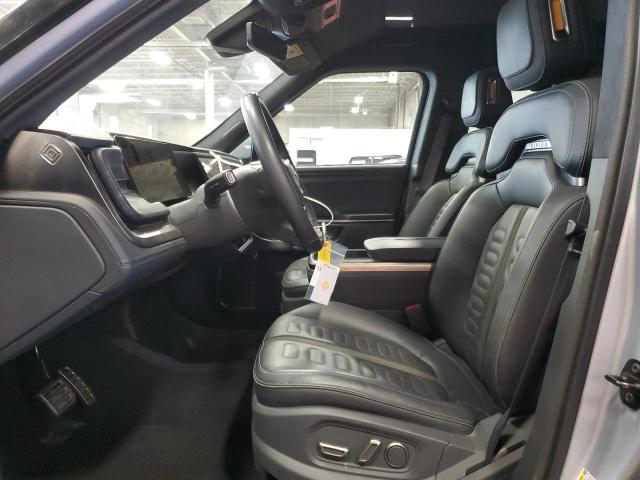 RIVIAN R1T ADVENTURE 2023