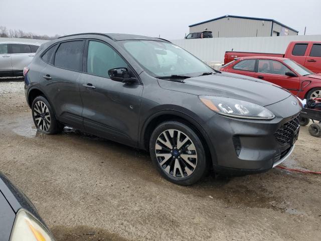 FORD ESCAPE SE SPORT 2020