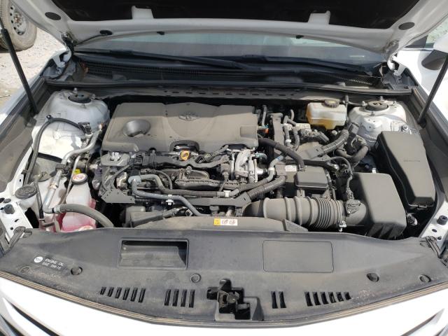 TOYOTA CAMRY HYBRID 2019