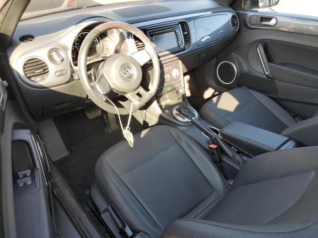 VOLKSWAGEN BEETLE 2013
