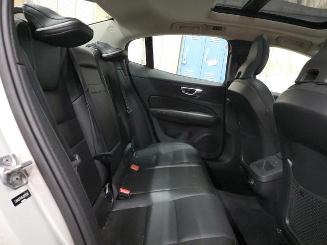 VOLVO S60 T6 MOMENTUM 2020