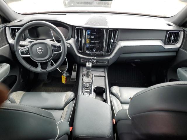 VOLVO XC60 T5 R-DESIGN 2021