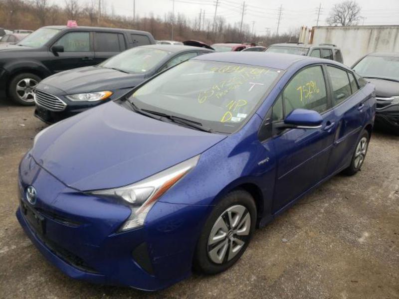 TOYOTA PRIUS 2016