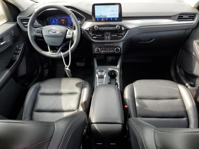 FORD ESCAPE TITANIUM 2022