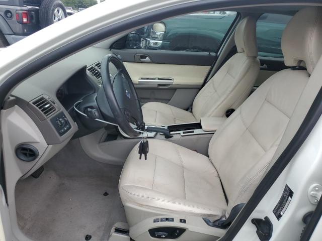 VOLVO S40 T5 2011