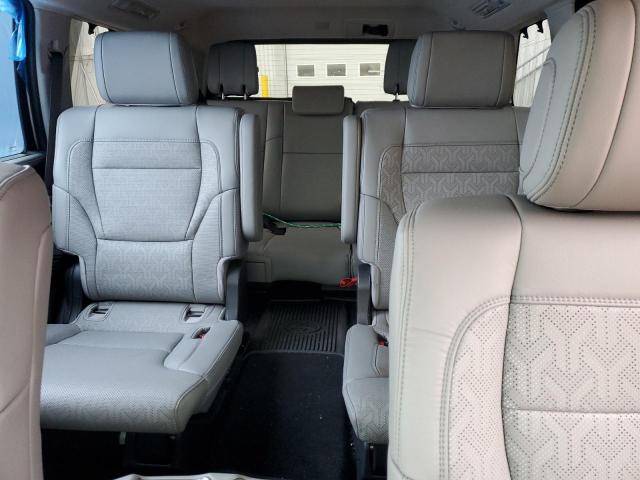 TOYOTA SEQUOIA SR5 2024