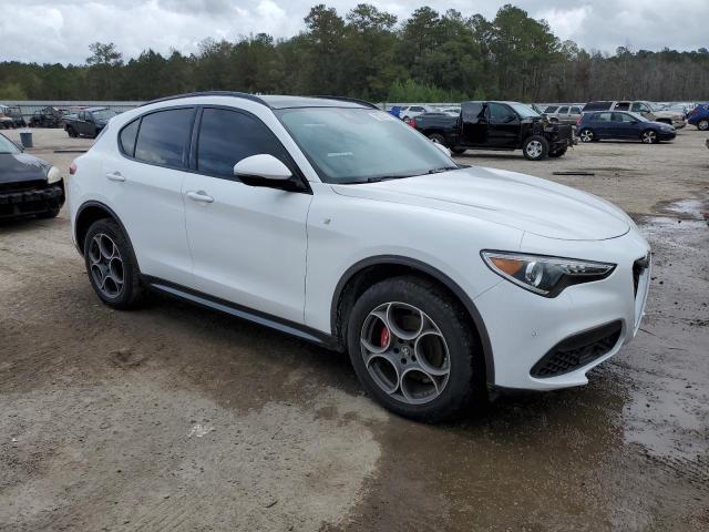 ALFA ROMEO STELVIO TI 2022